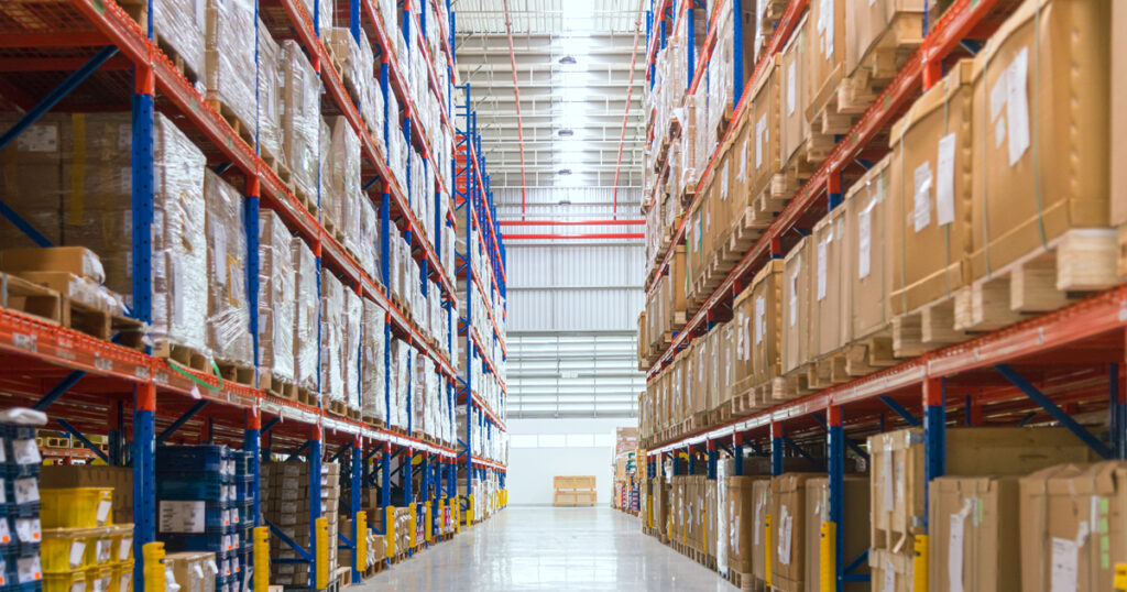 EXPLANNER/Lgとは？NECが提供するWMS（倉庫管理システム）の特徴を解説。自動化設備連携と高度な在庫管理 ロゴ・サービス画像